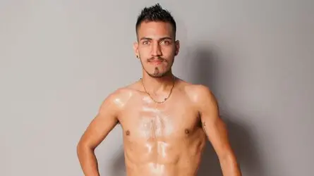 Starte eine Liveshow mit AidanCastillo