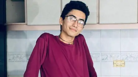 Starte eine Liveshow mit AndryuOswald