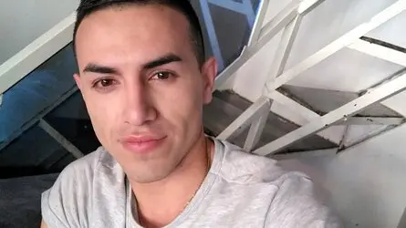 Starte eine Liveshow mit AndyGutierrez
