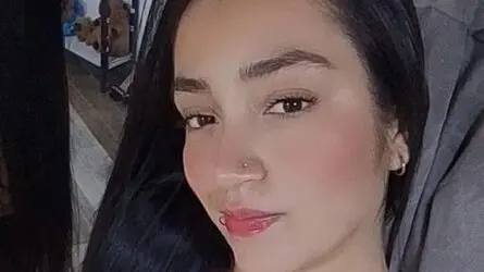 Starte eine Liveshow mit AriahBlack