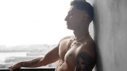 Starte eine Liveshow mit ArthurPhoeenix