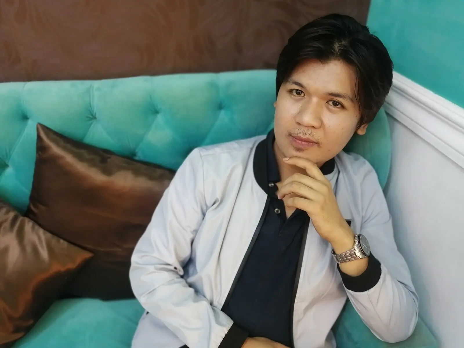 Starte eine Liveshow mit BavinGav