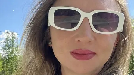 Starte eine Liveshow mit ElvinaSweet