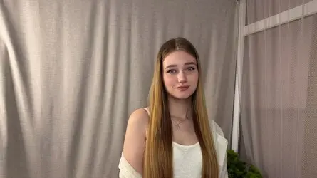 Starte eine Liveshow mit EmmiliRosse