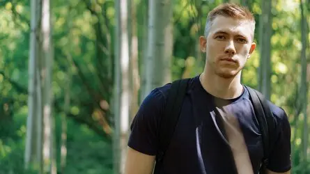 Starte eine Liveshow mit EthanPinkman