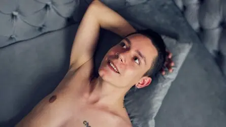 Starte eine Liveshow mit HarryWhites