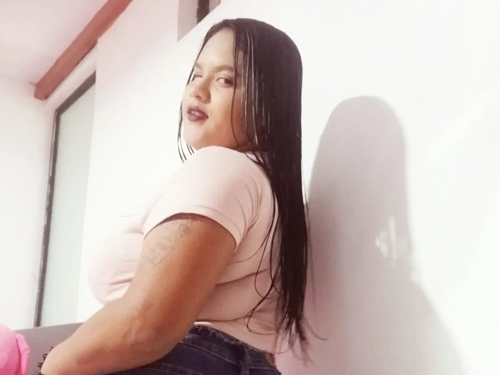 Starte eine Liveshow mit IvanaFoster