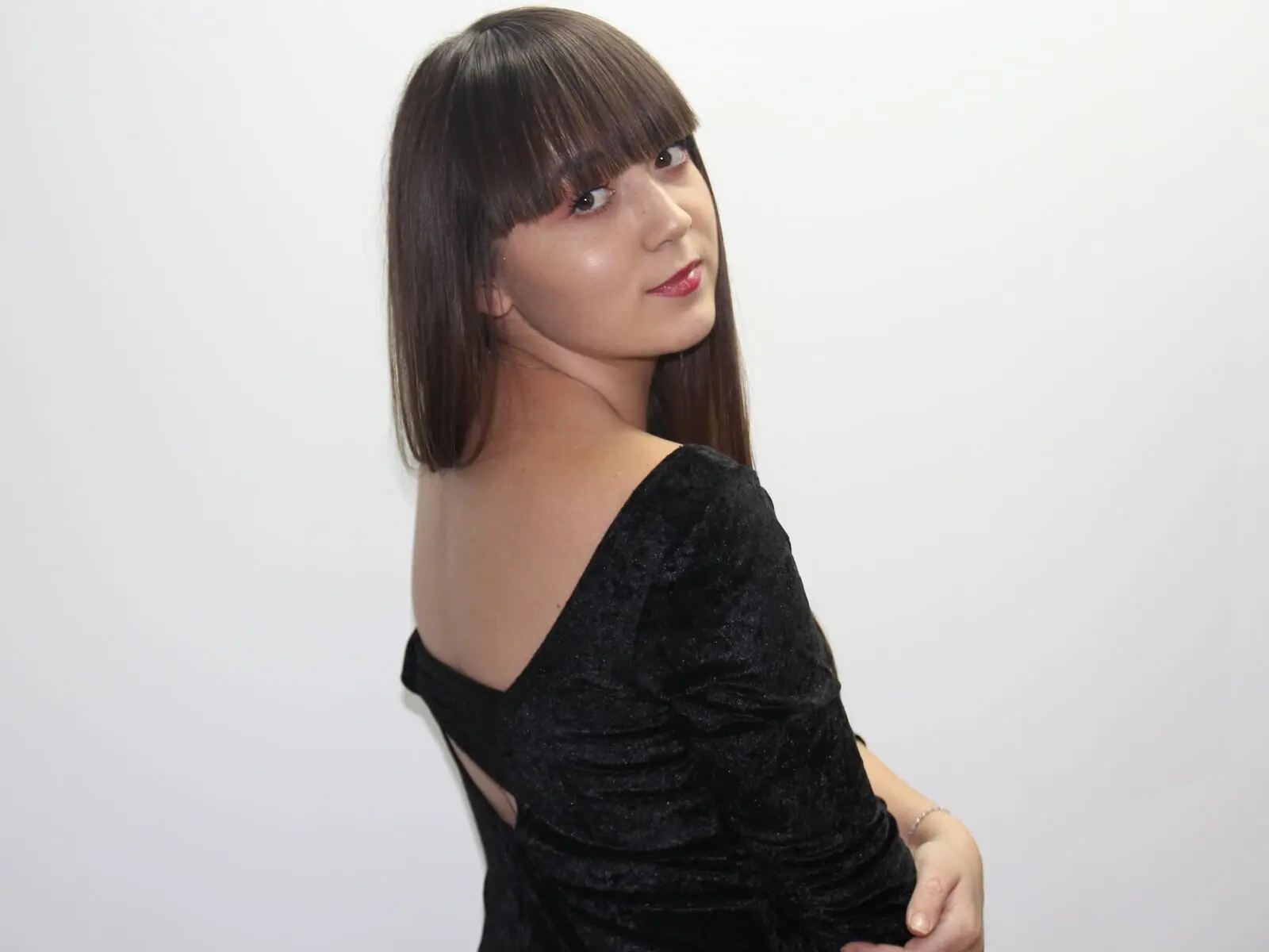 Starte eine Liveshow mit JessieMinota