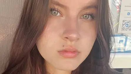 Starte eine Liveshow mit KatyRhoades