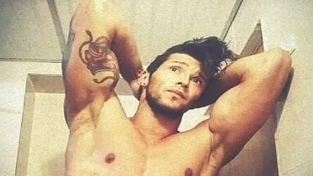 Starte eine Liveshow mit KenRodriguez
