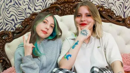 Starte eine Liveshow mit LanaandOlivia