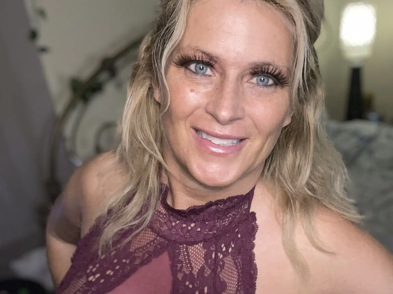 Starte eine Liveshow mit MarniCole