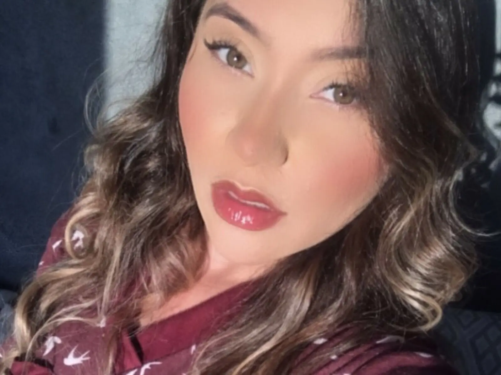 Starte eine Liveshow mit MartinaAyad