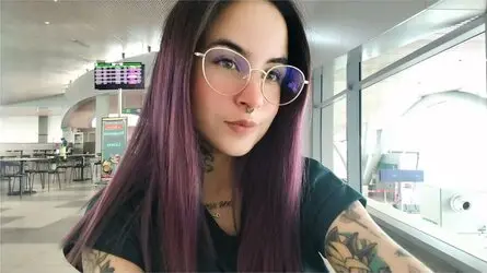 Starte eine Liveshow mit MeganSmears