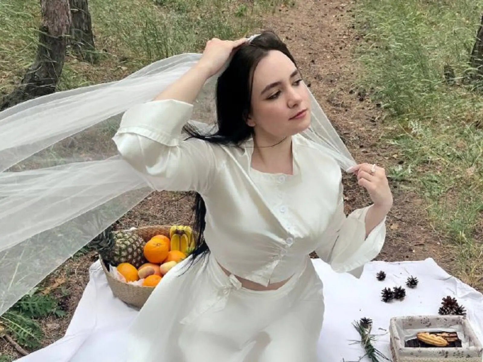 Starte eine Liveshow mit MonicaBrownie