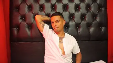 Starte eine Liveshow mit OwenHolmes