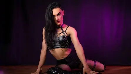 Starte eine Liveshow mit PaulynaSukino