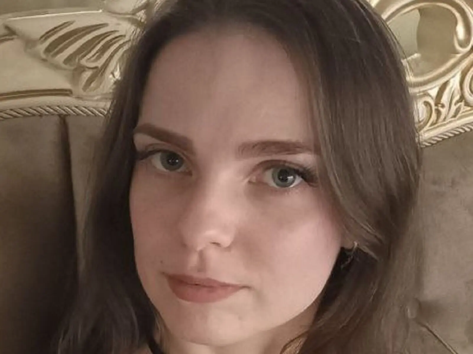 Starte eine Liveshow mit RosaWaulhgberg