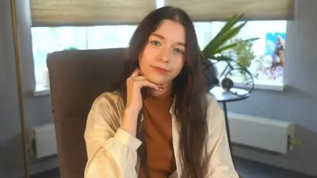 Starte eine Liveshow mit SandeeMenchaca