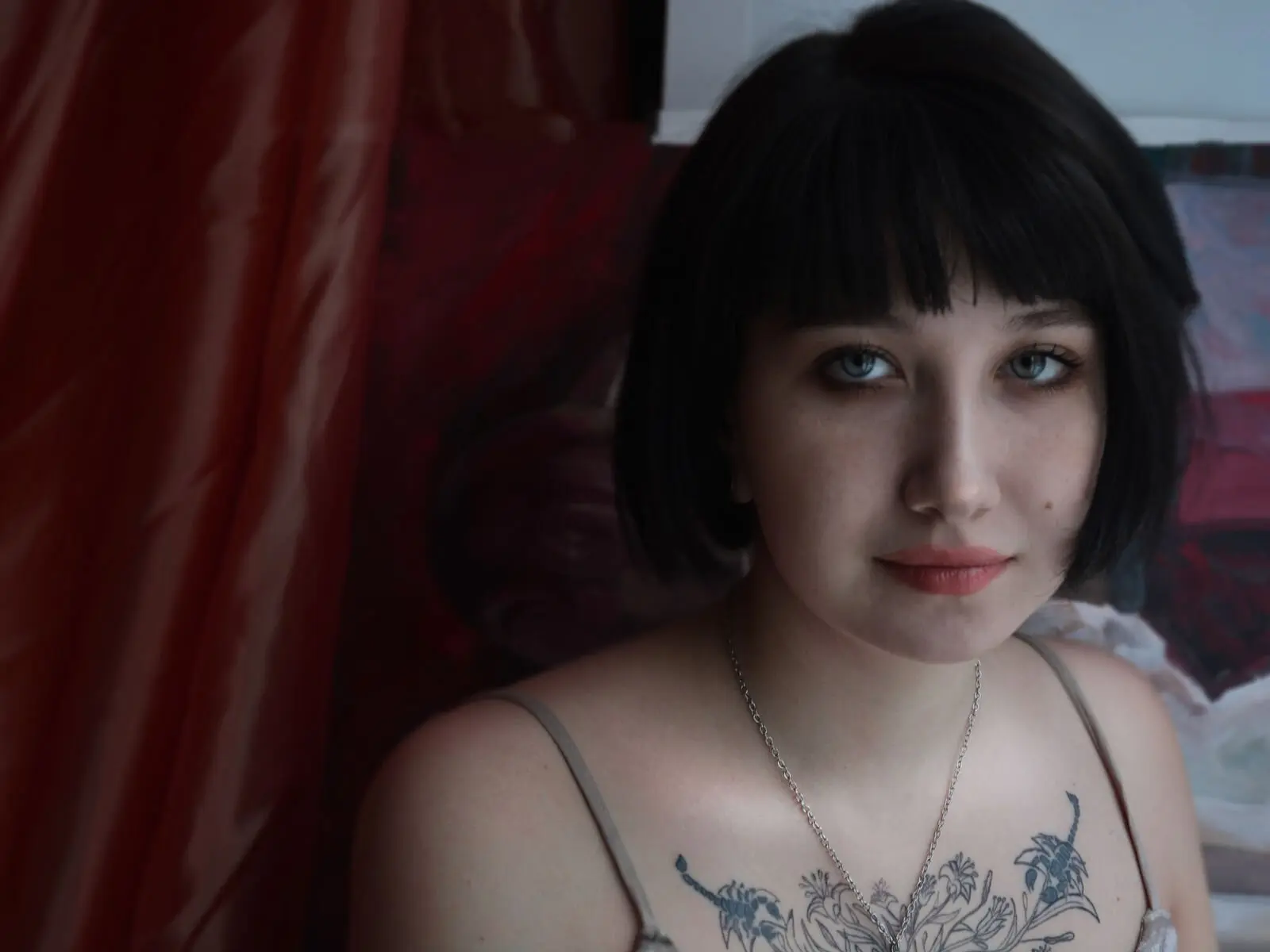 Starte eine Liveshow mit SashaCherry