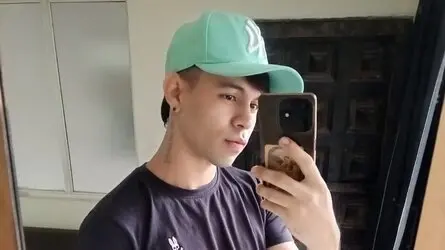 Starte eine Liveshow mit SmithAaroon